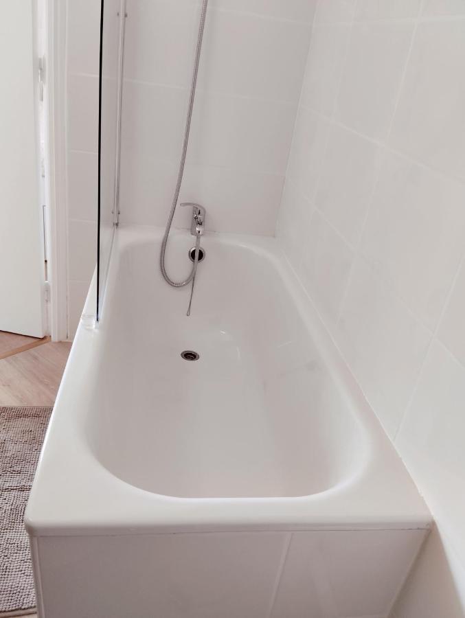 Perle Rare, Appartement Paisible Et Cosy Lamballe Eksteriør billede